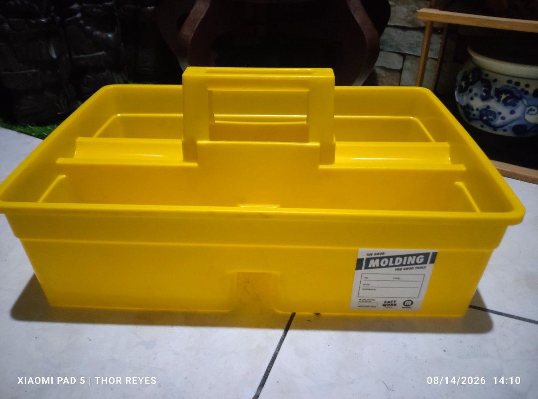 Molding Easy Hand Tool Box (Category: Storage Boxes & Baskets) located in Valenzuela. Submitted by mighthor0526 (Listing ID 1455547910, Image 1). Description: New 2 Pieces Available Measurements on photo gallery provided No issue Payment thru Gcash or Abono by rider Delivery by rider or shipping will be shouldered by the buyer Pm me if interested.