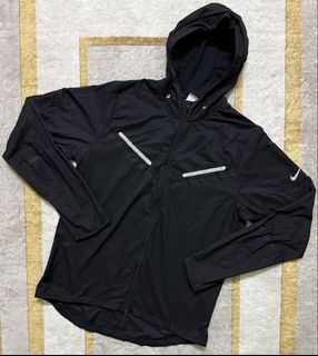 (Category: ) located in . Submitted by blackthriftstore (Listing ID 1455561959, Image 1). Description: .