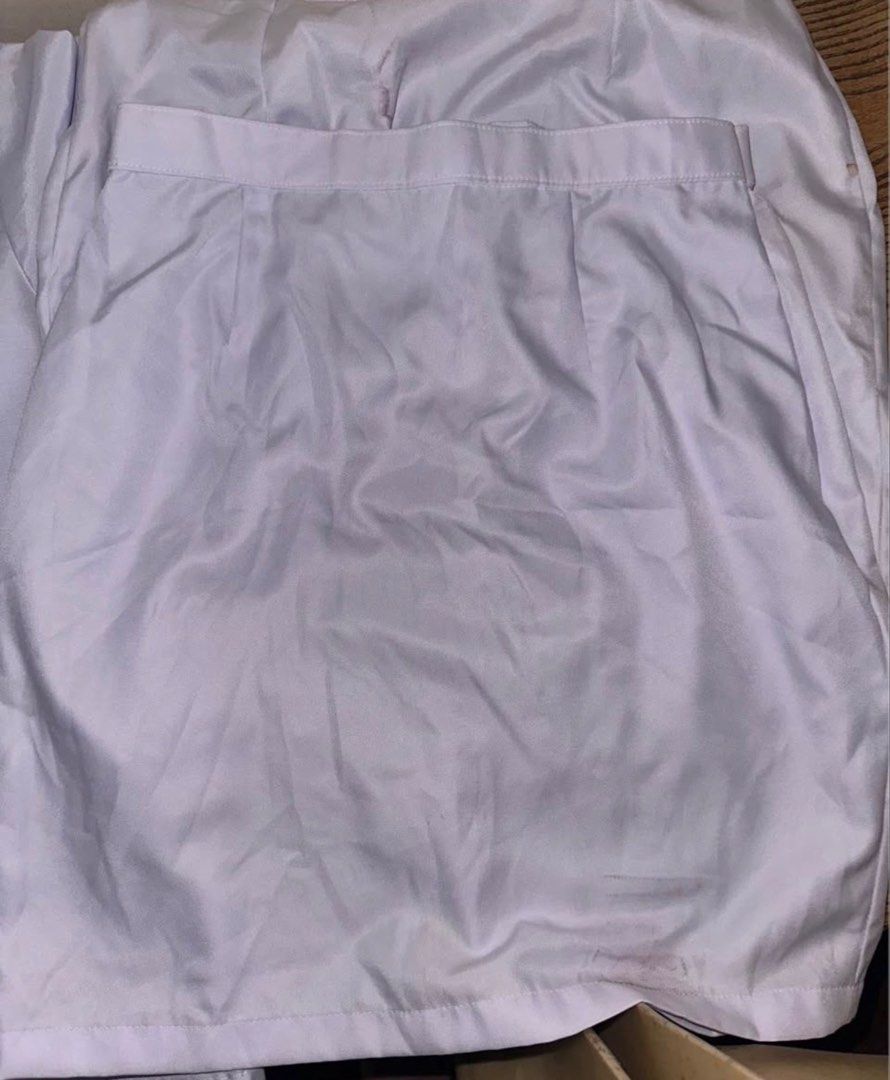 Olfu Medtech uniform xl (Blouse + Palda) Set. (Category: Clothes Drying Rack) located in Manila. Submitted by sweetydewars_ (Listing ID 1455612356, Image 3). Description: -Dm me sa price (blouse + palda) Rfs: Graduating at once lang nagamit kasi yung nabili is Xl malaki sa anak ko..