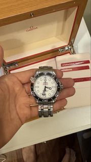 (Category: ) located in . Submitted by sklux_watches (Listing ID 1455578831, Image 1). Description: .