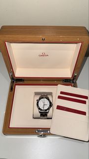 (Category: ) located in . Submitted by sklux_watches (Listing ID 1455578831, Image 1). Description: .