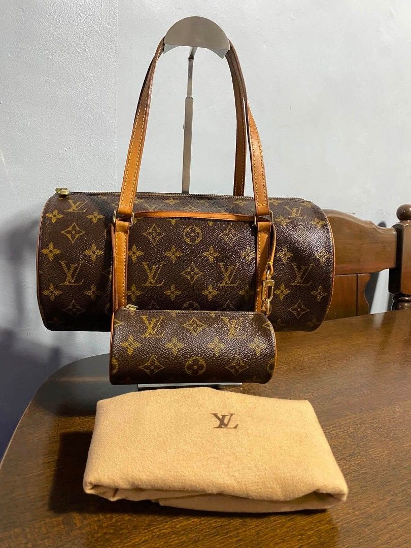 Orig Lv papillon 30 (Category: Luxury Bags & Wallets) located in Tagum. Submitted by janmarion049706 (Listing ID 1455536197, Image 1). Description: Good condition sign of use minimal cracks sa handle ,water marks maganda pa Japan item.
