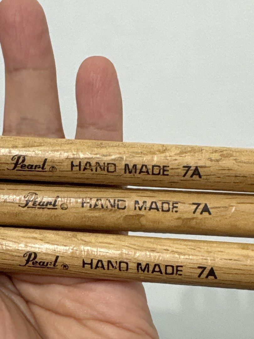Pearl handmade 7A drumsticks (take all) (Category: Musical Instruments) located in Cavite. Submitted by cavalen (Listing ID 1455634044, Image 2). Description: Pearl handmade 7A drumsticks -used.