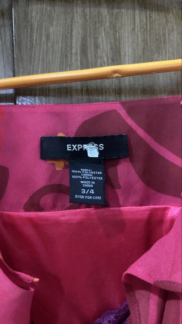 Pink Floral Dress (Category: Dresses) located in Muntinlupa City. Submitted by pgba_ (Listing ID 1455521860, Image 2). Description: Size: XS-S Used once only & in good condition .