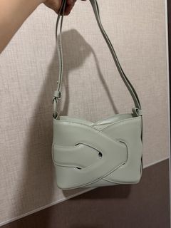 （分類：）位於 。 由 cheezzzzze 提交（商品編號 1455648138，圖片 1）。簡介： 。