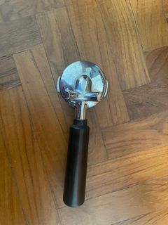 (Category: ) located in . Submitted by mohitgomb68210 (Listing ID 1455516691, Image 1). Description: .