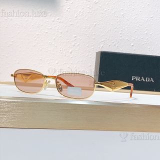 (Category: ) located in . Submitted by fashion.luxe.collection (Listing ID 1455636284, Image 1). Description: .