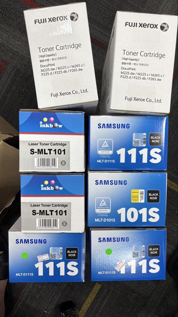 printer inks (Category: Printers, Scanners & Copiers) located in Singapore. Submitted by hiimguesswho (Listing ID 1455530679, Image 2). Description: tell me which one you want, i’ll tell u the price for it.