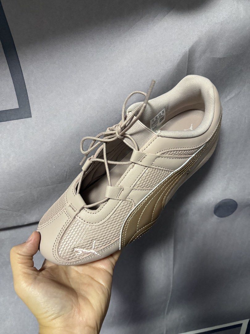 Puma Speedcat Go Mesh Women (Category: Sneakers) located in Manila. Submitted by maricris.14 (Listing ID 1455578084, Image 3). Description: Brandnew. Color: Rose Latte Hindi pa nasusuot. Sinukat lang pero super laki. Pinabili ko sa pasabuy sa Hong Kong. Never been worn. Wrong size. Super laki pala sakin. Still negotiable...
