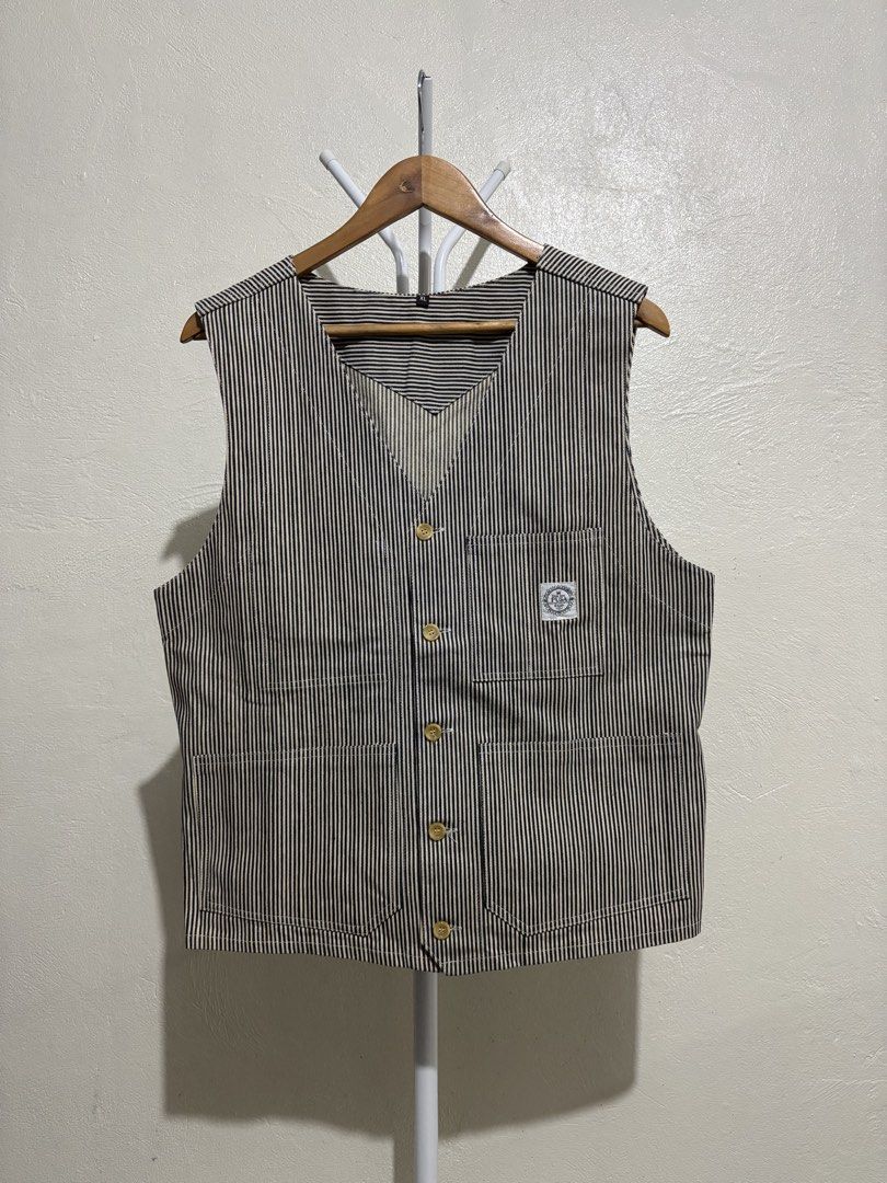PUSA HICKORY STRIPE VEST (Category: Vests) located in Malaybalay. Submitted by hagdawhits (Listing ID 1455539981, Image 1). Description: PUSA HICKORY STRIPE VEST Button closure Excellent Condition Made in Thailand Cinch back Tag: XL Dimes: 20.5pit-pit x L25 Issues: need wash only (see pics) mine: 450+sf ❗️all items are thrifted manage your expectation ❗️color may vary due to lighting jnt currier gcash payment payment first First to pay basis Mind