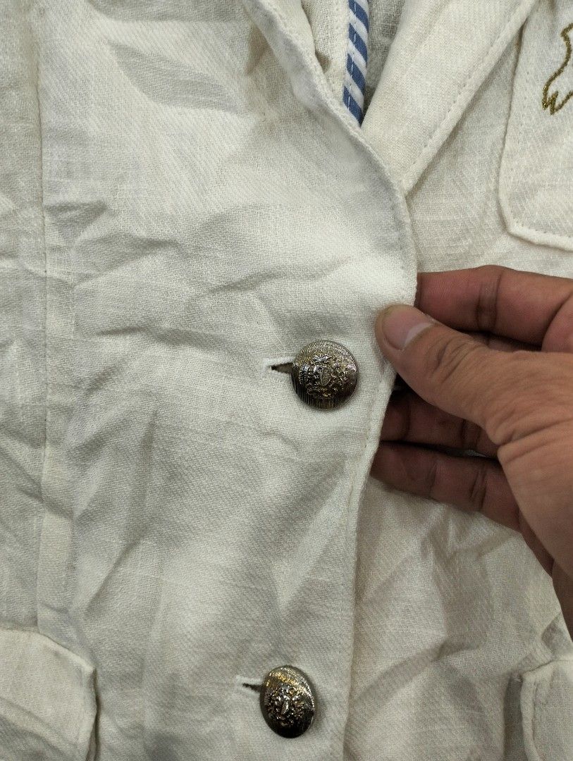 Ralph Lauren (Category: Coats, Jackets and Outerwear) located in San Carlos City. Submitted by guioverlua72920 (Listing ID 1455562605, Image 3). Description: Lauren Ralph Lauren Bullion Jacquard Blazer (no tags) W17 L27 As new condition Issue-wash may 2 stain washable only ₱450+sf location San Carlos city Negros Occidental.