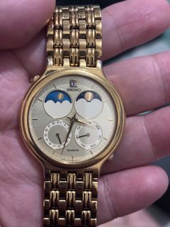 (Category: ) located in . Submitted by masterwatch_192 (Listing ID 1455565402, Image 1). Description: .