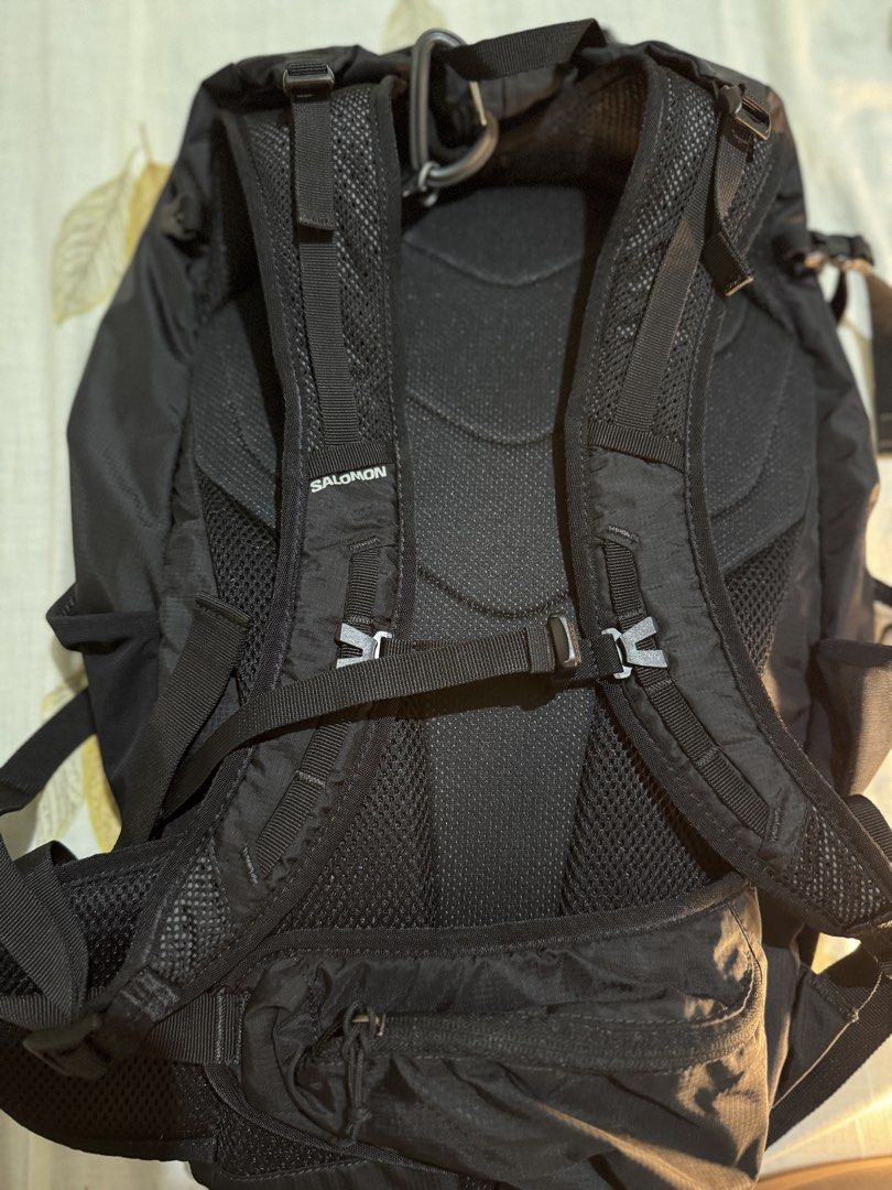 salomon trailblazer 30 (Category: Backpacks) located in Quezon City. Submitted by mayos.onlineshop (Listing ID 1455547653, Image 2). Description: used once rfs: to buy smaller bag for dayhike scan the QR, proof that this is legit..