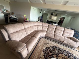 (Category: ) located in . Submitted by adam1603 (Listing ID 1455523681, Image 1). Description: .