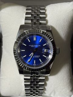 (Category: ) located in . Submitted by am.timepieces (Listing ID 1455649401, Image 1). Description: .