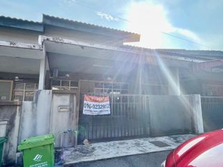 (Category: ) located in . Submitted by mudah1030115 (Listing ID 1450718135, Image 1). Description: .