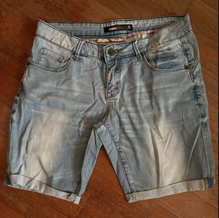 (Category: ) located in . Submitted by kira1210deal (Listing ID 1455595742, Image 1). Description: .