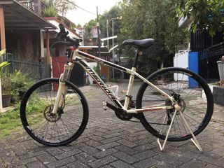 (Kategori: ) berada di . Dikirim oleh ef_pl (ID iklan 1455545609, Gambar 1). Deskripsi: .