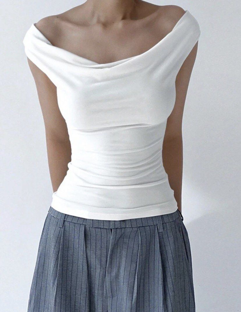 Shein Off Shoulder Backless Top (Category: Sleeveless) located in Cavite. Submitted by yraviii (Listing ID 1455609057, Image 1). Description: never been used size xs (best fit on small bodyframe) no whenworn pics .