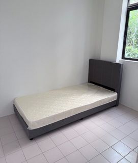 (Category: ) located in . Submitted by panda_furnitur3 (Listing ID 1455540380, Image 1). Description: .