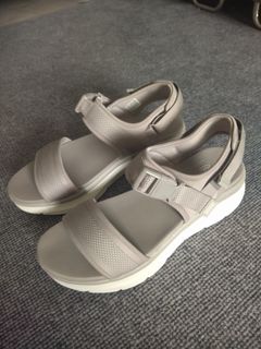 (Category: ) located in . Submitted by st3preloved (Listing ID 1455547905, Image 1). Description: .