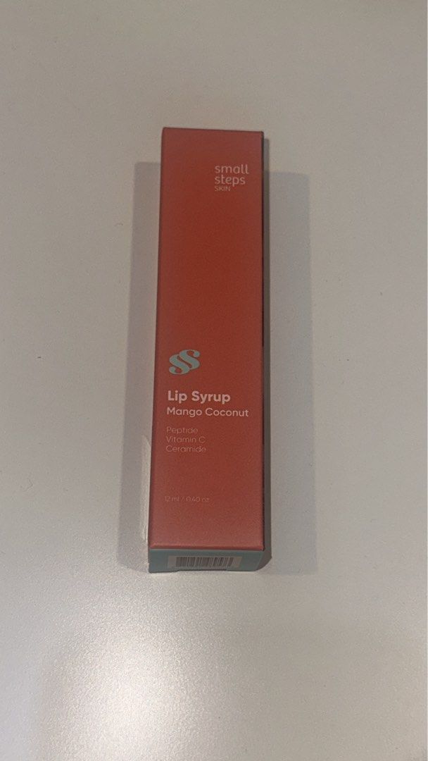 Small Steps Skin Lip Syrup Mango Coconut (Category: Makeup) located in Malabon City. Submitted by alysaleee (Listing ID 1455658303, Image 1). Description: - Small Steps Skin Lip Syrup - Flavor: Mango Coconut - Key Ingredients: Peptide, Vitamin C, Ceramide - Size: 12ml / 0.40 oz - Condition: Brand new, unopened, and unused - Original Price: P549 (bought from Robinsons).