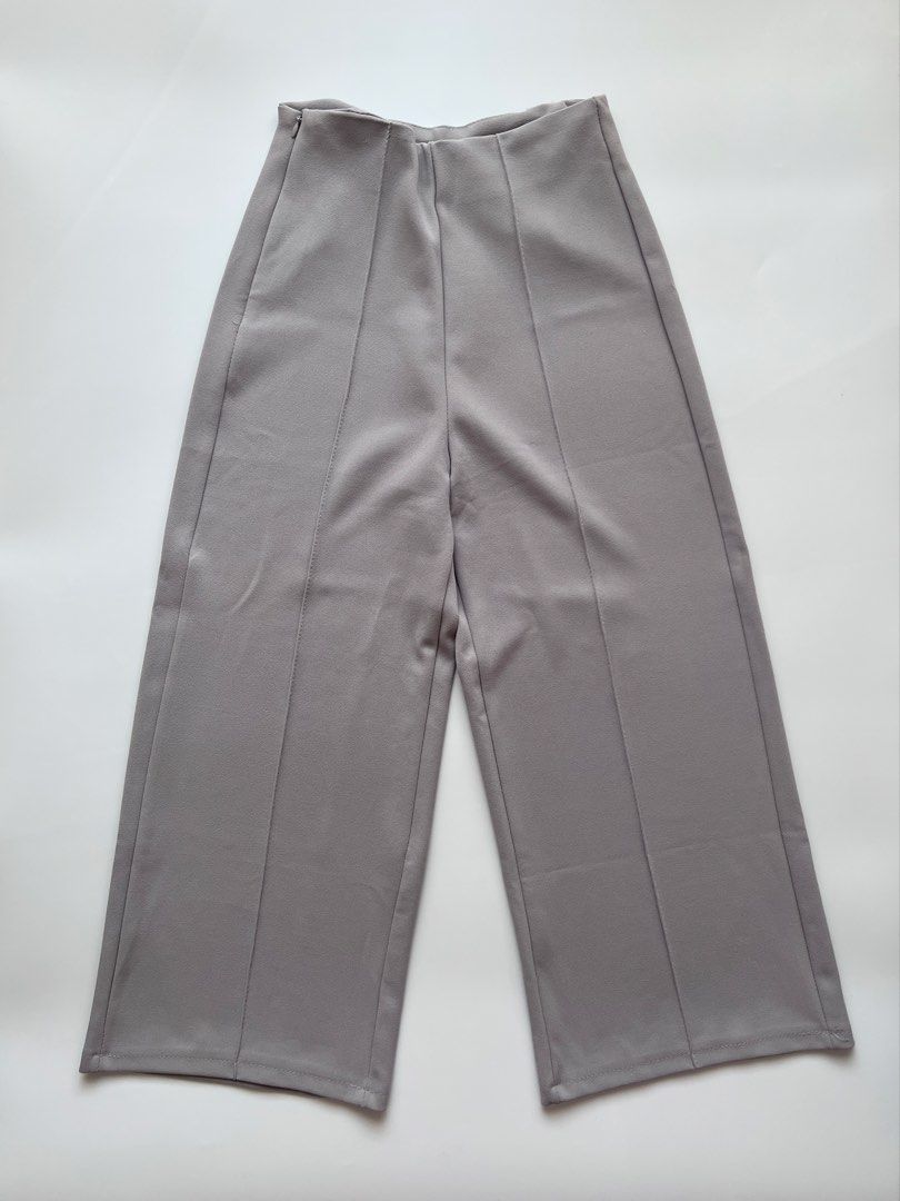 smoke grey culottes (Category: Other Bottoms) located in Dasmarinas. Submitted by pinex (Listing ID 1455621147, Image 1). Description: - bought in Landmark - bluish grey - L: 32in - W: 12in.