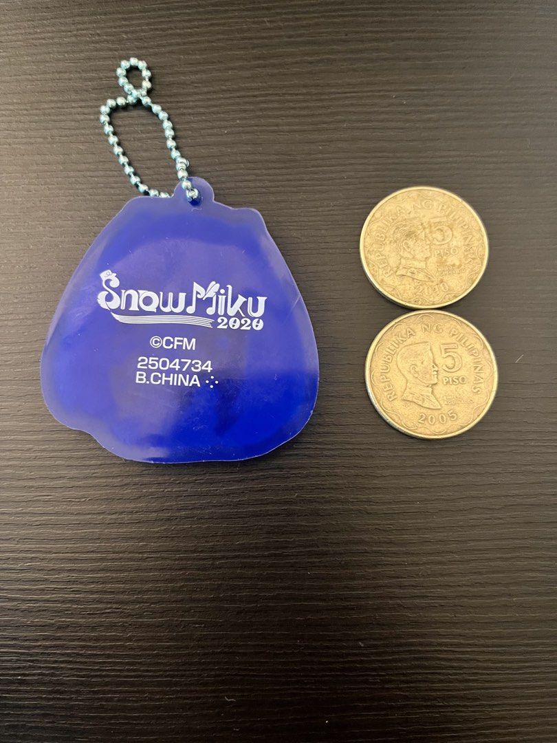 Snow Miku 2020 Keychain Charm (Category: Character Goods) located in Pasig City. Submitted by lemy.declutter (Listing ID 1455532522, Image 3). Description: Snow Miku Keychain ・From a Japan Gachapon. ・ RFS: Decluttering merch. ・Buyer shoulders delivery fee. NOTE: I am not selling other artist’s work for profit. I am just decluttering or I just throw them away. .