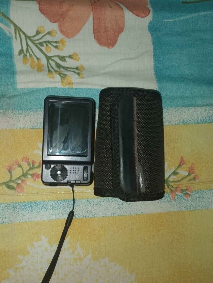 Sony Cyber-shot Digital Camera (Category: Cameras) located in Manila. Submitted by raphael01 (Listing ID 1455664307, Image 1). Description: - Sony Cyber-shot digital camera - Compact and easy to carry - Comes with a protective case - Screen displays remaining shots Sony Cybershot DSC-W710 Original Can do lalamove Issues: Lens Error, Battery ( need palitan ). Pero the output is still smooth and good. Pm for the sample shots.