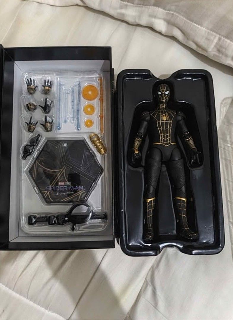 Spiderman black & gold suit figure set (Category: Figurines & Statues) located in Manila. Submitted by connectingparts (Listing ID 1455662319, Image 2). Description: .