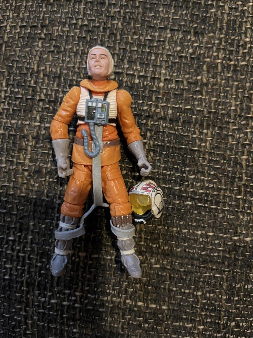 Star Wars Evolutions Wes Janson Figure Legacy Collection Pilot (Category: Figurines & Statues) located in Binan City. Submitted by tripwirecollectibles (Listing ID 1455517107, Image 1). Description: .