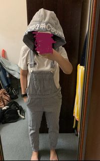 (Category: ) located in . Submitted by ashgoesthrifting (Listing ID 1455557107, Image 1). Description: .