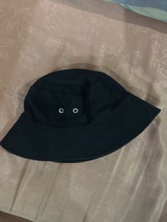 (Category: ) located in . Submitted by thingstosell.apk (Listing ID 1455642914, Image 1). Description: .