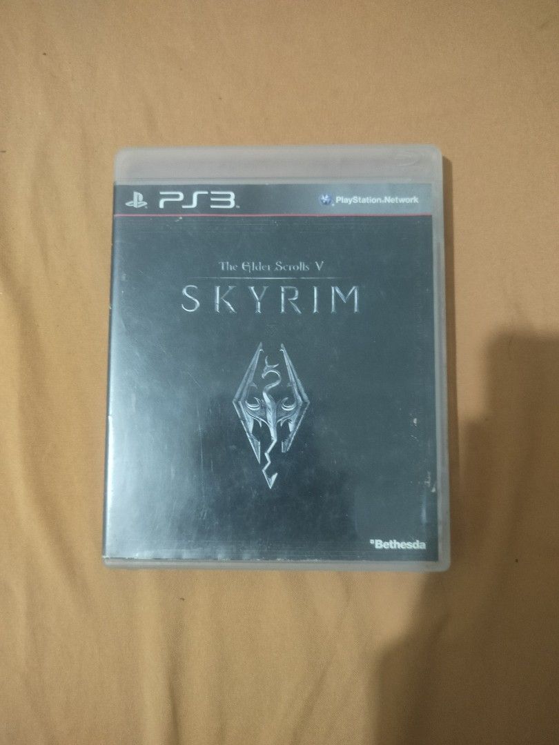 The Elder Scrolls V Skyrim PS3 (Category: PlayStation) located in Paranaque City. Submitted by crumbsama (Listing ID 1455671989, Image 1). Description: The games are lightly used and in good working condition. 🎮 Discs are lightly used and well-maintained 📦 Cases have some signs of wear from use/storage 📀 Games have been tested and are working 📍 Location: Parañaque City 🚆 Meetup: SM Sucat, SM BF, LRT-1 Dr. Santos Station 🛵 Delivery: Lalamove