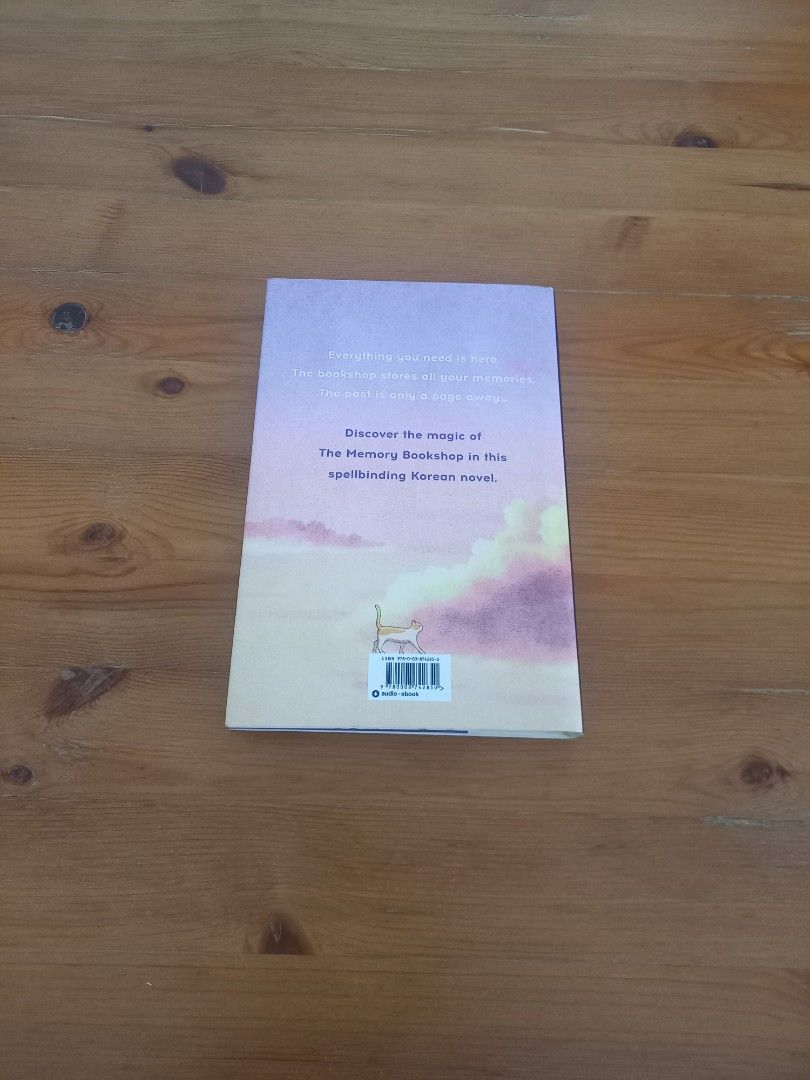 The Memory Bookshop (Category: Storybooks) located in Petaling Jaya. Submitted by books.heaven (Listing ID 1455597708, Image 3). Description: 💥SALE💥 Item Type : English Books / HardCover. 100% Original. Postage : RM8.00 WM / RM13.00 EM. Kindly DM me if you are interested to buy. Thanks..