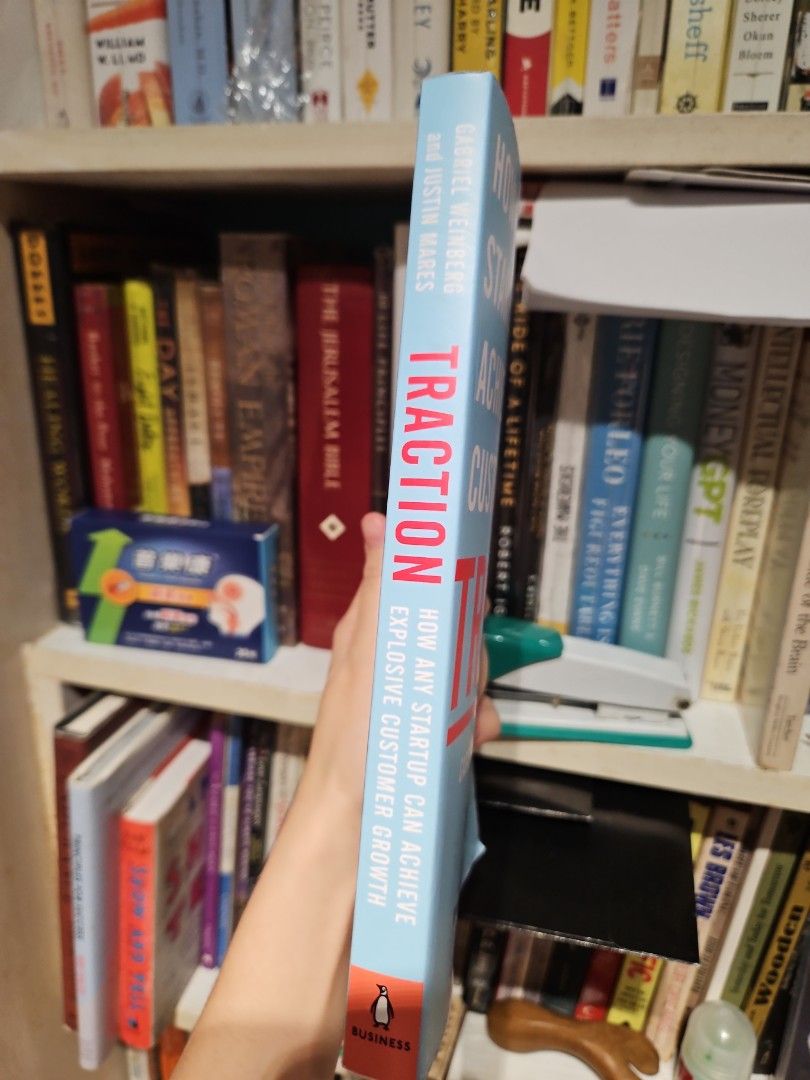 Traction: How Any Startup Can Achieve Explosive Customer Growth Book (Category: Storybooks) located in Manila. Submitted by preloved.christine (Listing ID 1455634689, Image 2). Description: - Book on achieving explosive customer growth for startups. - Covers essential topics like traction channels, bullseye, testing, and targeting. - Ideal for entrepreneurs and business owners looking to scale. - Learn how to find and reach your ideal customers e