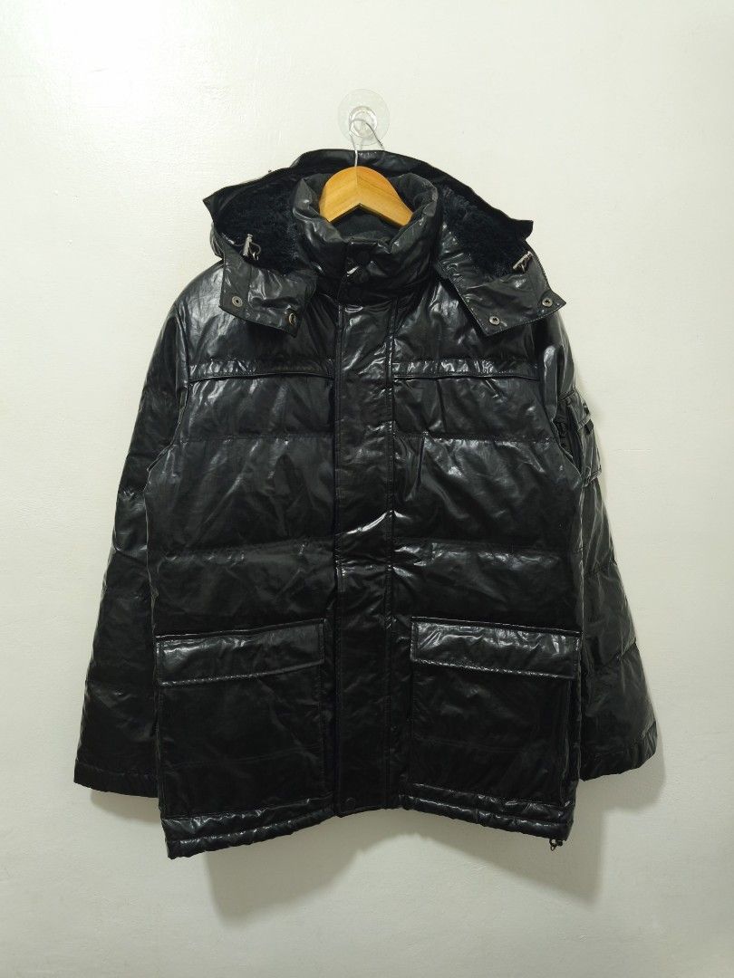 Uniqlo Black Down Puffer Jacket Men Medium (Category: Coats, Jackets and Outerwear) located in Balanga. Submitted by winterlab_ph (Listing ID 1455615544, Image 3). Description: Code: A575 Width: 22.5 Length: 27.5 Shoulders: 18 Sleeves: 24.5.