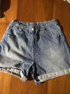 (Category: ) located in . Submitted by ttwm998 (Listing ID 1455623337, Image 1). Description: .