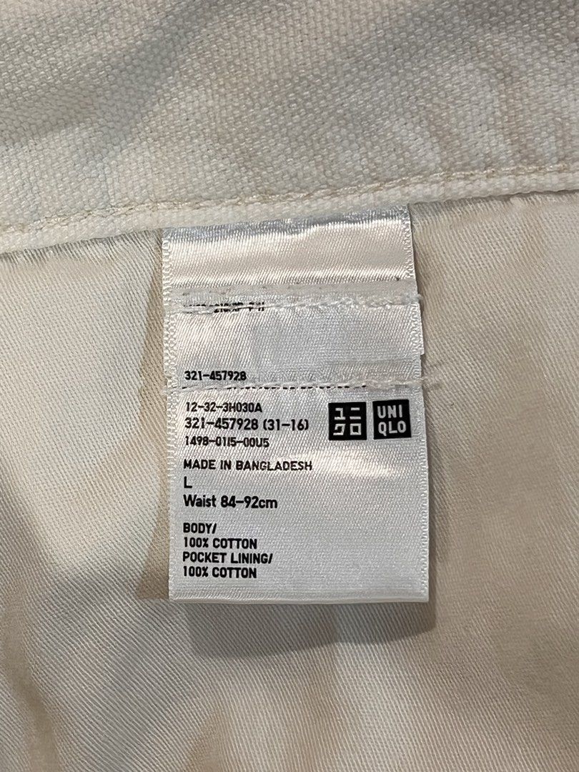 UNIQLO Off-White Painter Pants (Category: Jeans) located in Iloilo. Submitted by shankirkpreloved (Listing ID 1455574566, Image 3). Description: Disclaimer - Most items are preloved, so please limit your expectations. - Items will be washed, ironed, and packed properly, but it is recommended to wash them again once you recieve it. - Product color may slightly vary due to photographic lighting sources. Strictly - No cancellation of orders. - No re