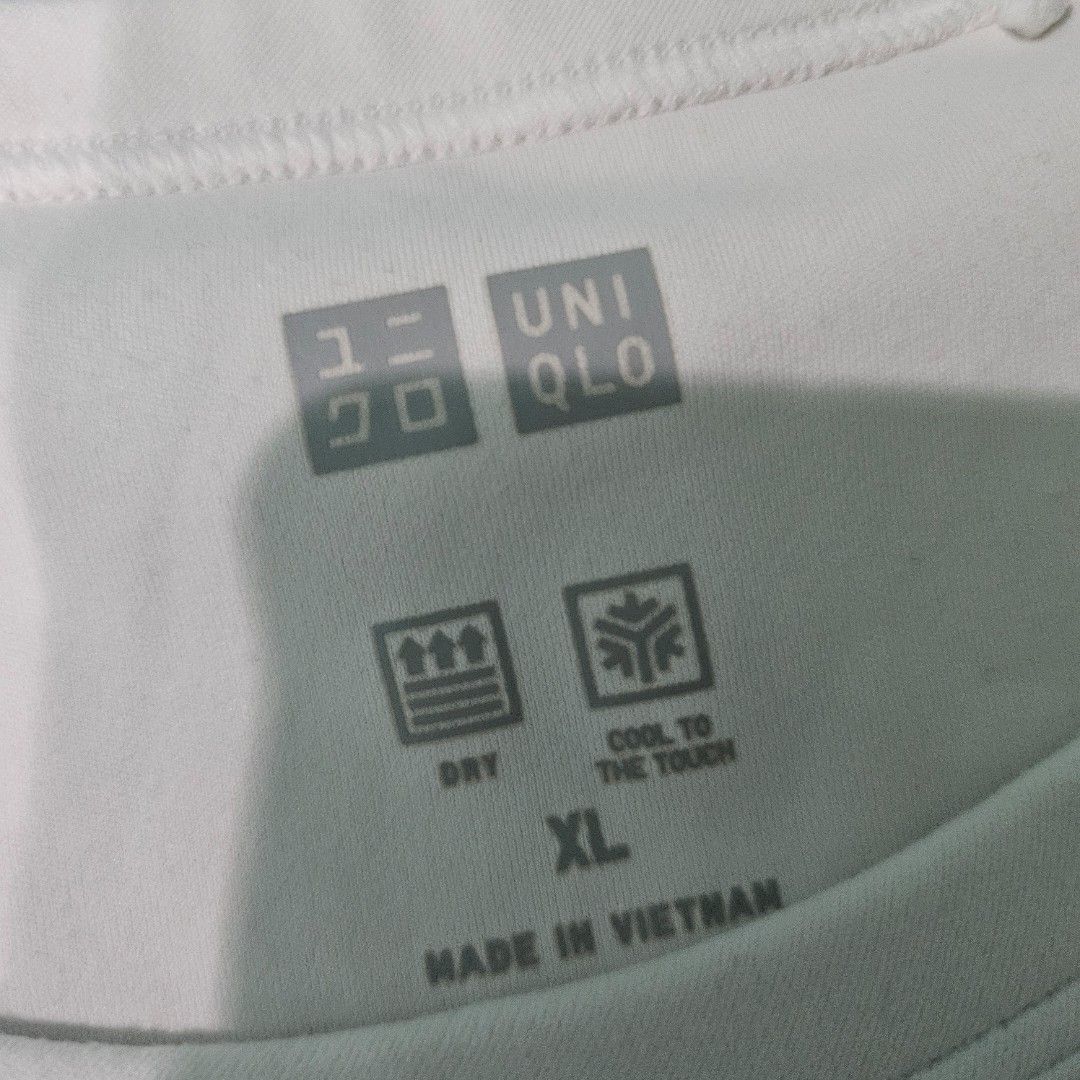Uniqlo White Airism Top (Category: Shirts) located in Quezon City. Submitted by arydeclutters (Listing ID 1455605719, Image 2). Description: RFS: need funds and decluttering LAST PRICE POSTED!! QC area MOP: GCash, Maya, GoTyme MOD: JNT, Lalamove, LBC ONLY SF shouldered by buyer.