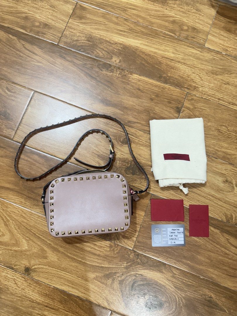 Valentino | Authentic (Category: Luxury Bags & Wallets) located in Zamboanga. Submitted by zafee.27 (Listing ID 1455621437, Image 1). Description: 📌 Guaranteed authentic 📌 Condition: SA (almost new) 📌 Includes: dustbag, authenticity card 📌 Issue: none 📌 Layaway - 1 month - 30% downpayment.
