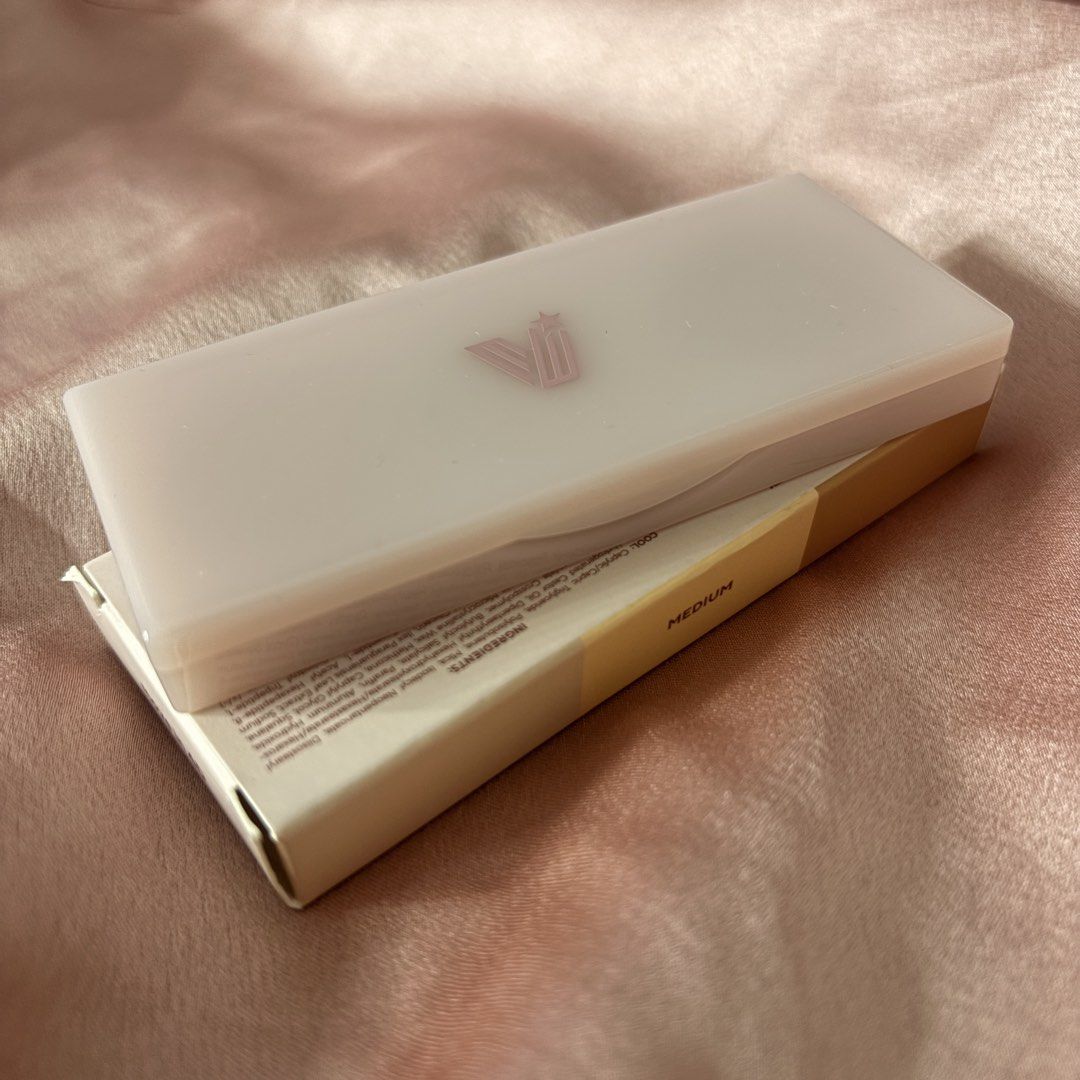 Vice Cosmetics Tri-Palette Concealer - Medium (Category: Makeup) located in Rizal. Submitted by maleya_c (Listing ID 1455591010, Image 2). Description: - Shade: Medium - Contains 3 concealer shades - Brand new with original box - Original price: ₱475 - Shipping: J&T and Lalamove only - MOP: BPI, Gcash, GoTyme, Security Bank, Union Bank - RFS: Declutterring. Impulse purchase. .