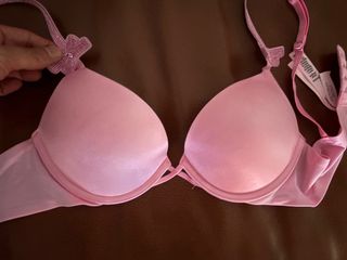 (Category: ) located in . Submitted by lacie_girly (Listing ID 1455552237, Image 1). Description: .