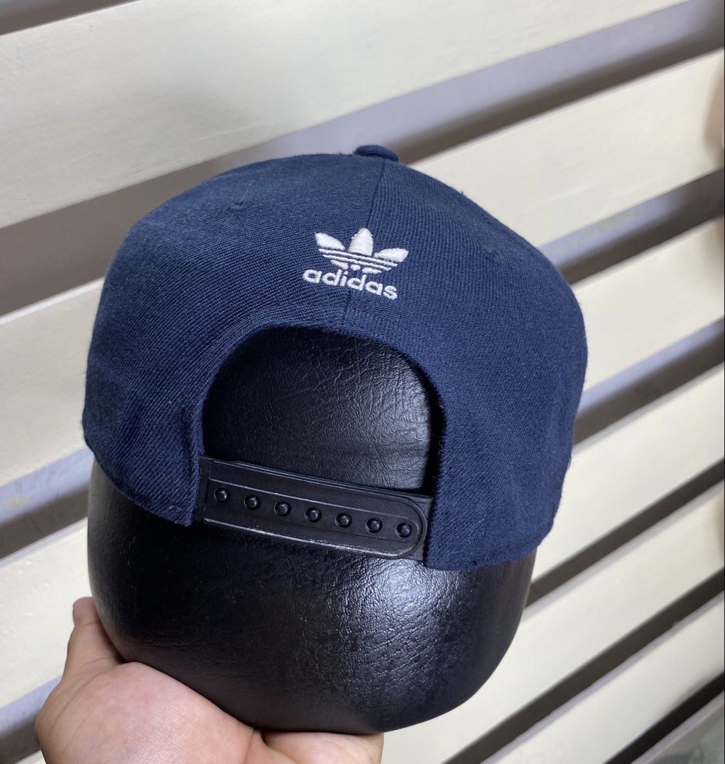 Vintage Adidas trefoil snapback cap (Category: Caps & Hats) located in Surigao. Submitted by ricsons (Listing ID 1455596226, Image 2). Description: 9.8/10 color rate Issue yellowish sa logo vintage na din naman.