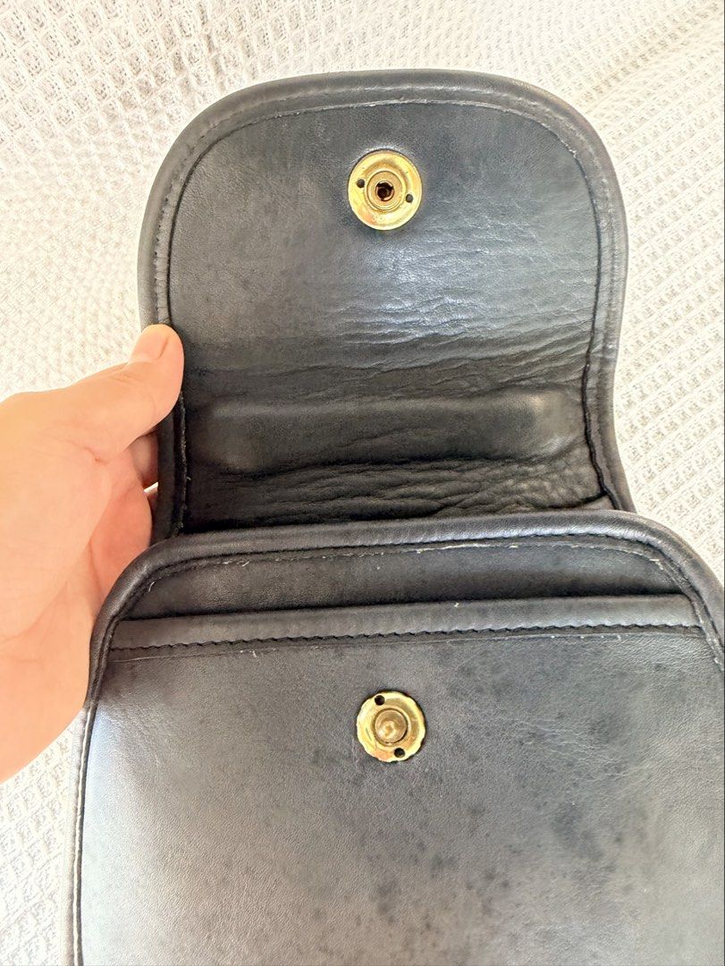 Vintage Coach Derby Bag (Category: Luxury Bags & Wallets) located in Talisay. Submitted by lovedbyjane.go (Listing ID 1455516626, Image 3). Description: - authentic - (prior year 1994) made in the united states - in good vintage condition, with spots and already treated with distilled vinegar - replaced coach hangtag - a rare vintage coach piece nowadays .