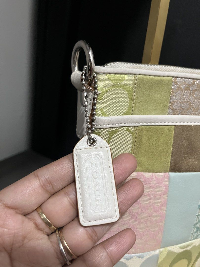 Vintage Coach Pastel Patchwork Crossbody bag (Category: Cross-body Bags) located in Talisay. Submitted by angeld0201 (Listing ID 1455644551, Image 3). Description: .