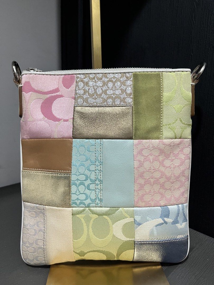Vintage Coach Pastel Patchwork Crossbody bag (Category: Cross-body Bags) located in Talisay. Submitted by angeld0201 (Listing ID 1455644551, Image 2). Description: .