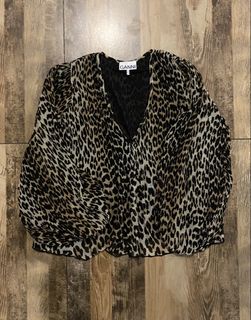 (Category: ) located in . Submitted by katrinasvintage (Listing ID 1455631235, Image 1). Description: .
