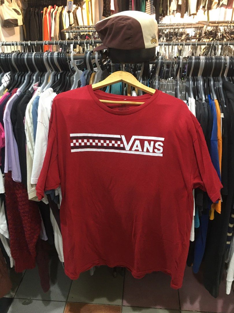 Vintage Vans beret and shirt (Category: Tshirts & Polo Shirts ) located in Caloocan City. Submitted by lourdma (Listing ID 1455553316, Image 2). Description: - Bundle includes: Red Vans T-shirt (Size XL) and Brown/Cream Vans Cap. - T-shirt features the classic Vans logo with checkered detail. - Ideal set for any Vans enthusiast..
