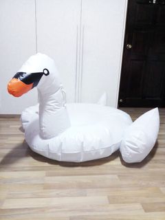 (Category: ) located in . Submitted by tiffany.elaine (Listing ID 1455614290, Image 1). Description: .